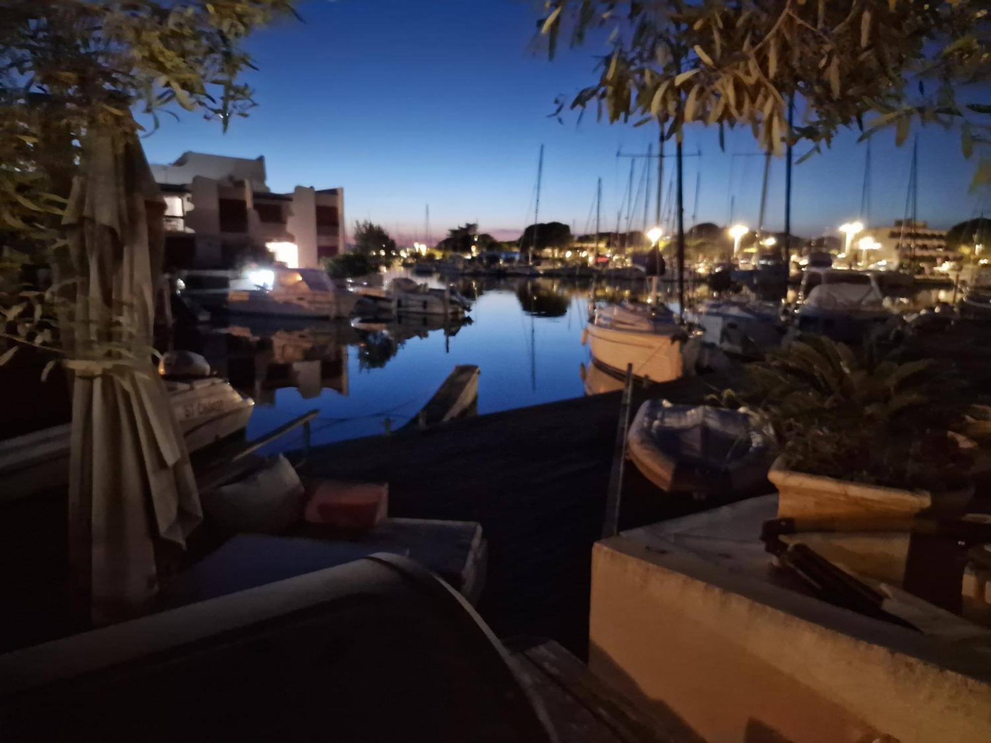 Marina Exceptionnelle - 8 Pers - 120 M2 Vue Mer - Suites Parentales - Cinema - Ponton Le Grau-du-Roi Dış mekan fotoğraf